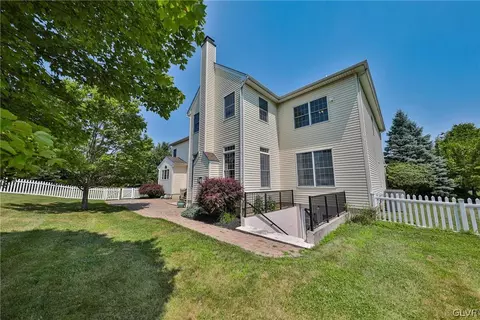 1838 Viola Ln, Hellertown, PA 18055 photo 43