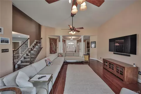 1838 Viola Ln, Hellertown, PA 18055 photo 11