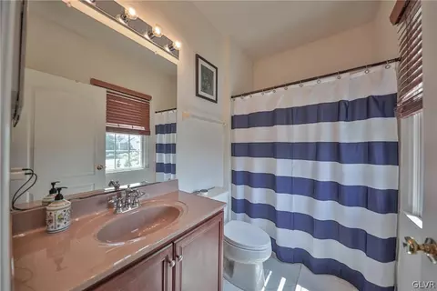 1838 Viola Ln, Hellertown, PA 18055 photo 34