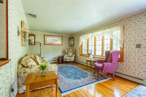 4038 Meadow Ave, Palmer Township, PA 18045