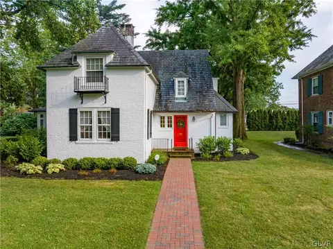 1917 Paul Ave, Bethlehem, PA 18018