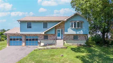 4005 Carter Rd, Bethlehem, PA 18020
