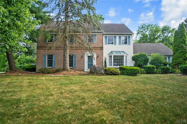 5132 Celia Dr, Wescosville, PA 18106