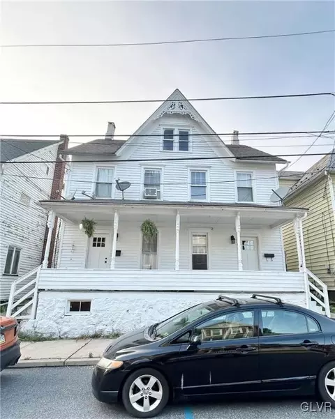 407 William St, Pen Argyl, PA 18072