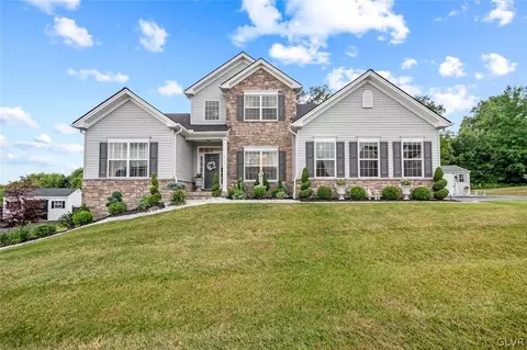 4832 Reston Dr, Forks Twp, PA 18040