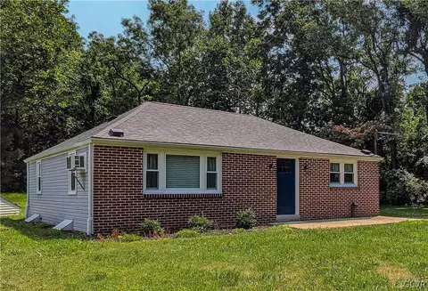 5573 Emmaus Rd, Emmaus, PA 18049