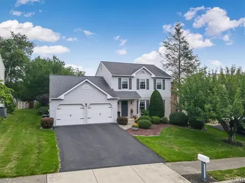 231 Memorial Dr, Bath, PA 18014
