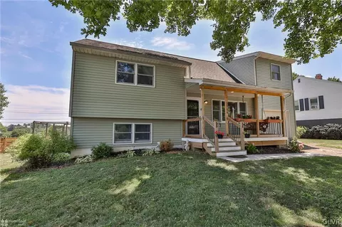2756 Queen St, Palmer Township, PA 18045
