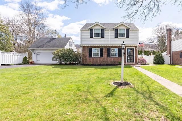 930 Buttonwood St, Emmaus, PA 18049