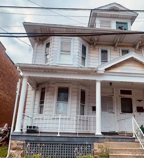 33 W Saucon St, Hellertown, PA 18055