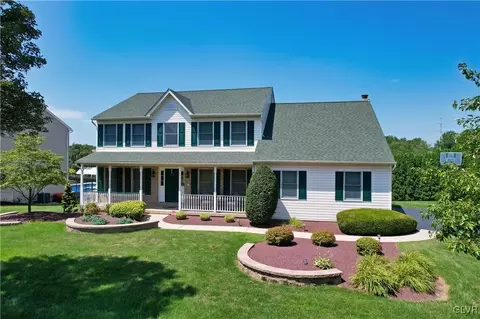4123 Sapphire Ln, Bethlehem, PA 18020