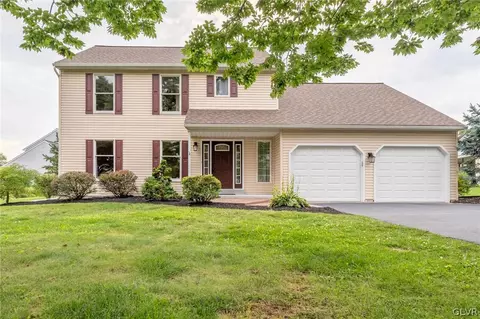 3240 Sequoia Dr, Macungie, PA 18062
