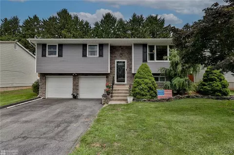 403 Elwood St, Palmer Township, PA 18045
