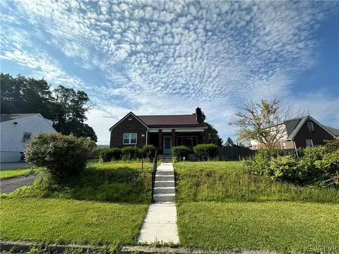 338 Tioga St, Allentown, PA 18103
