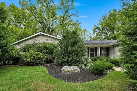 2091 Greenwood Rd, Allentown, PA 18103