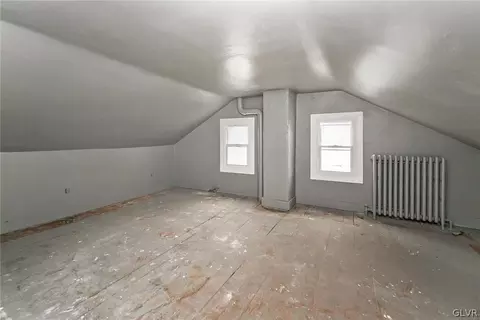 320 E Chestnut St, Hazleton, PA 18201 photo 28