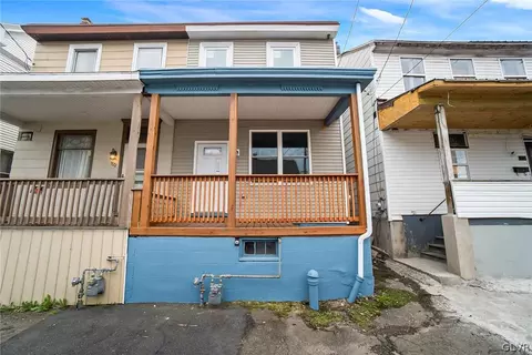 320 E Chestnut St, Hazleton, PA 18201