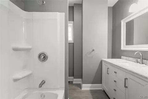 320 E Chestnut St, Hazleton, PA 18201 photo 24