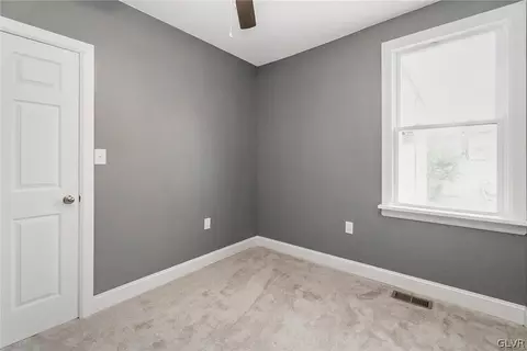 320 E Chestnut St, Hazleton, PA 18201 photo 22
