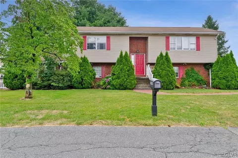 2204 6th St, Bethlehem, PA 18020