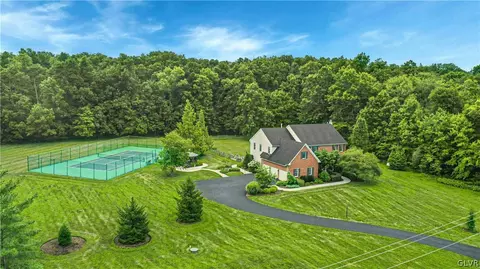 1355 Mink Rd, Perkasie, PA 18944