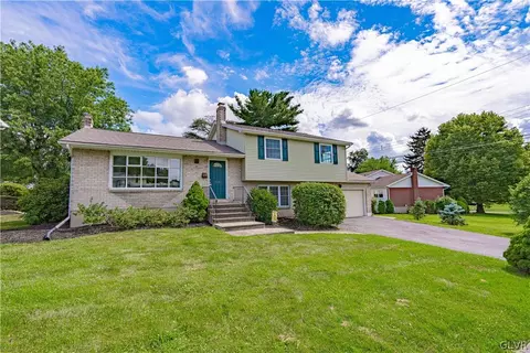 1959 Pinehurst Rd, Bethlehem, PA 18018