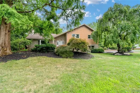 3147 Woodlea Rd, North Whitehall Twp, PA 18069