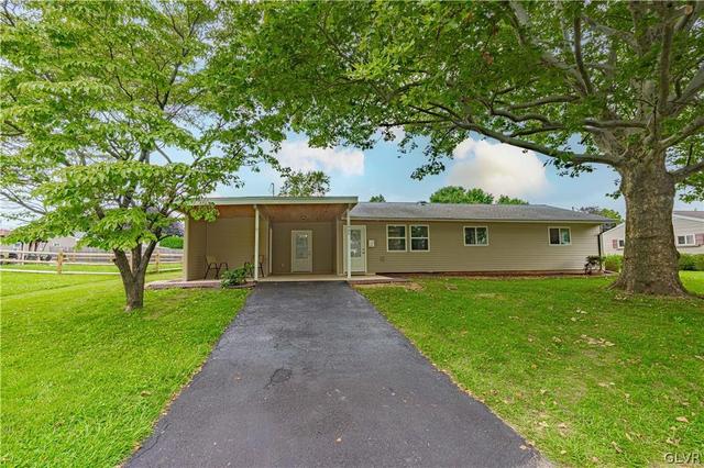 1047 W Union St, Fullerton, PA 18052