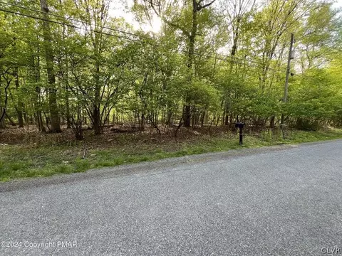 lot17 Lenape Dr, Price Twp, PA 18302