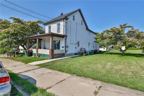 186 N 7th St, Lehighton Borough, PA 18235