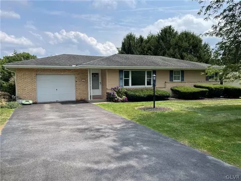 5518 Juniper Ln, Macungie Twp, PA 18069