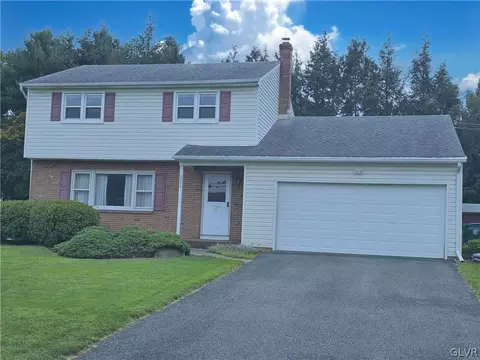 2634 Northview Ave, Palmer Township, PA 18045