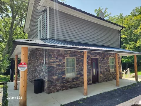 109 1st St, Mount Bethel, PA 18343