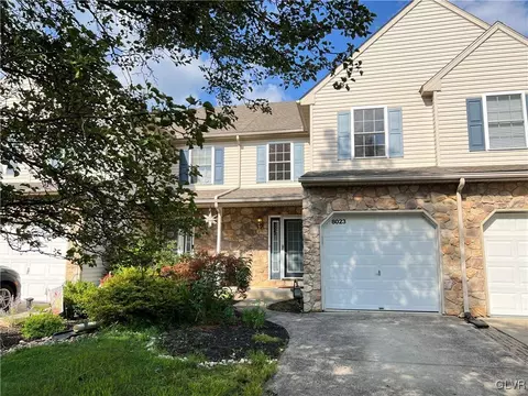 8023 Heritage Dr, Alburtis, PA 18011