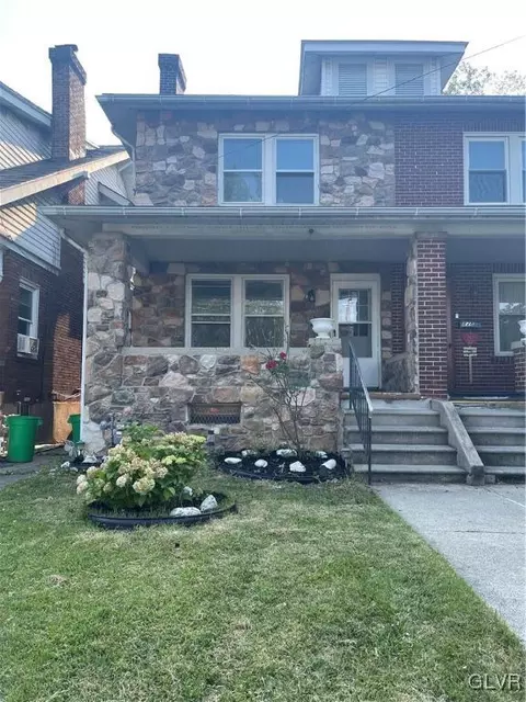 826 Plymouth St, Allentown, PA 18109