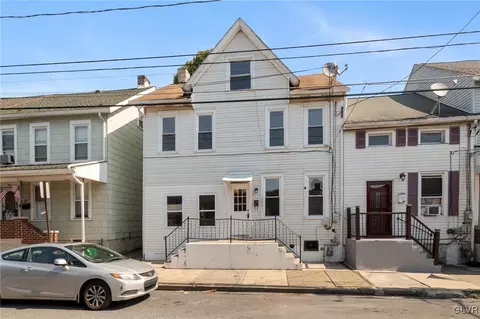205 2nd St, Catasauqua, PA 18032
