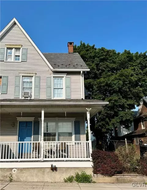 222 C St, Pen Argyl, PA 18072