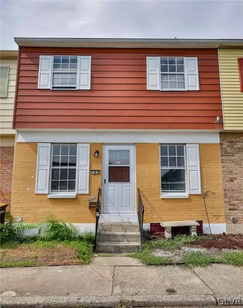 703 Pennsylvania St, Fullerton, PA 18052