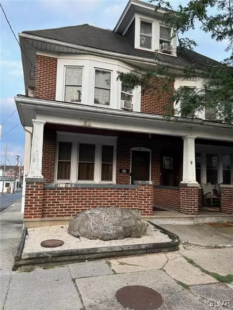 30 S 13th St, Easton, PA 18042