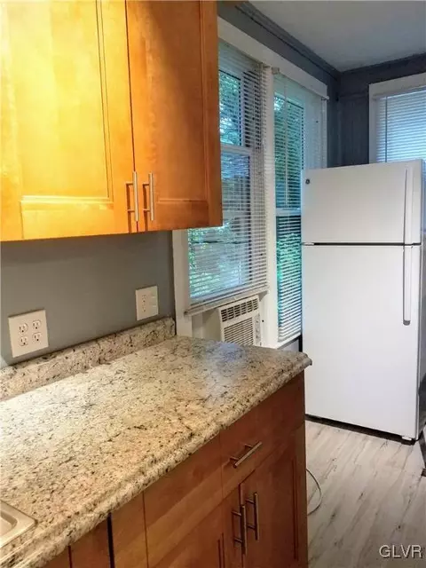 411 E Morton St, Bethlehem, PA 18015 photo 6