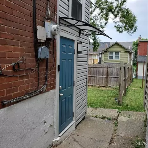 411 E Morton St, Bethlehem, PA 18015 photo 2