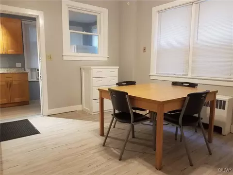 411 E Morton St, Bethlehem, PA 18015 photo 10