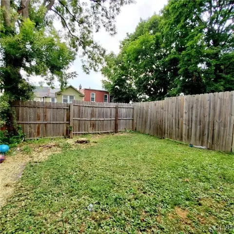 411 E Morton St, Bethlehem, PA 18015 photo 32