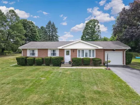 2395 Morgan Hill Rd, Williams Twp, PA 18042