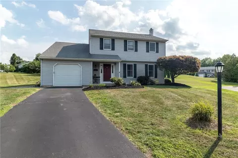 1710 Deer Path Cir, Quakertown, PA 18951