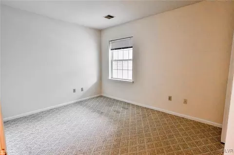 4908 Cheryl Dr, Bethlehem, PA 18017 photo 13