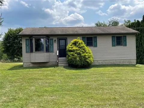 7670 Kings Hwy, New Tripoli, PA 18066