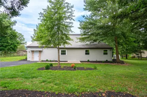 212 Develin Dr, Phoenixville, PA 19460