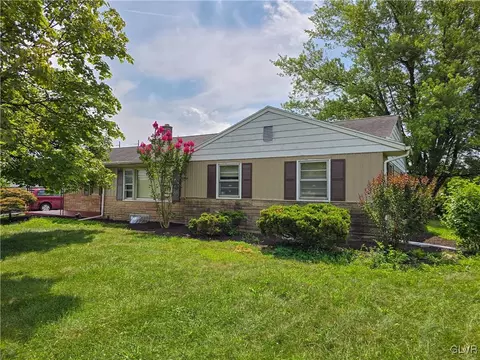 9632 Hamilton Blvd, Breinigsville, PA 18031