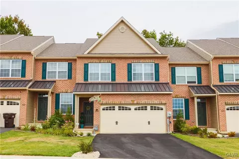5283 Saddlebred Rd, Allentown, PA 18104
